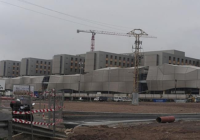 Construcción del hospital Santa Lucía de Cartagena, en el año 2010.