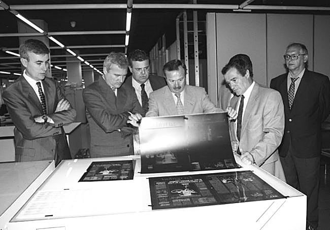 Una visita de Ramón Luis Valcárcel y Antonio Gómez Fayrén a LA VERDAD, con Carreres y Eduardo San Martín.