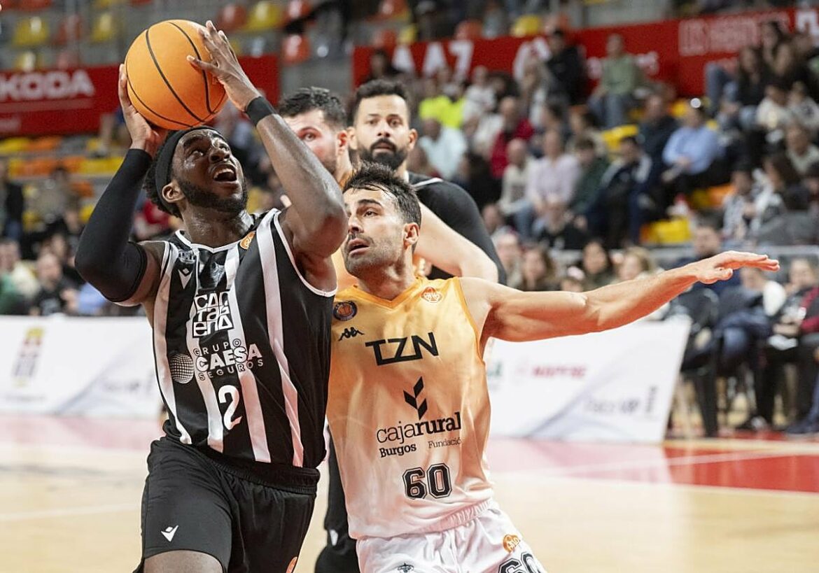 Épica victoria del Cebé para agarrarse a la salvación