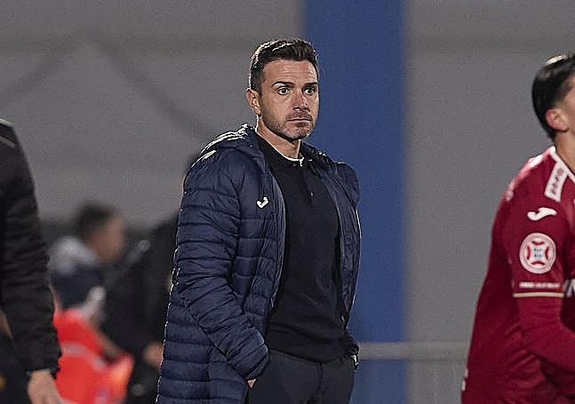 Al Real Murcia le sale cara y cruz atrás y arriba no pasa de un fogonazo