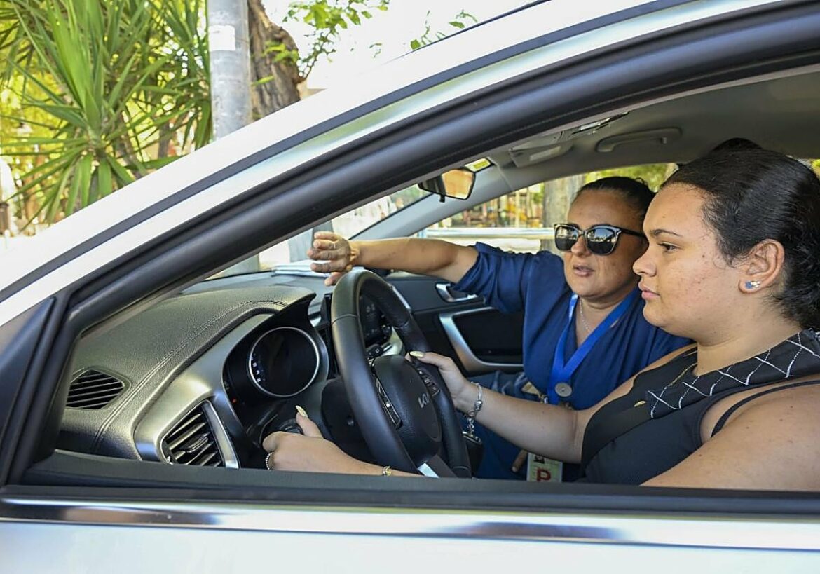 El programa para sacarse el carnet de conducir llegará a 1.237 jóvenes de la Región