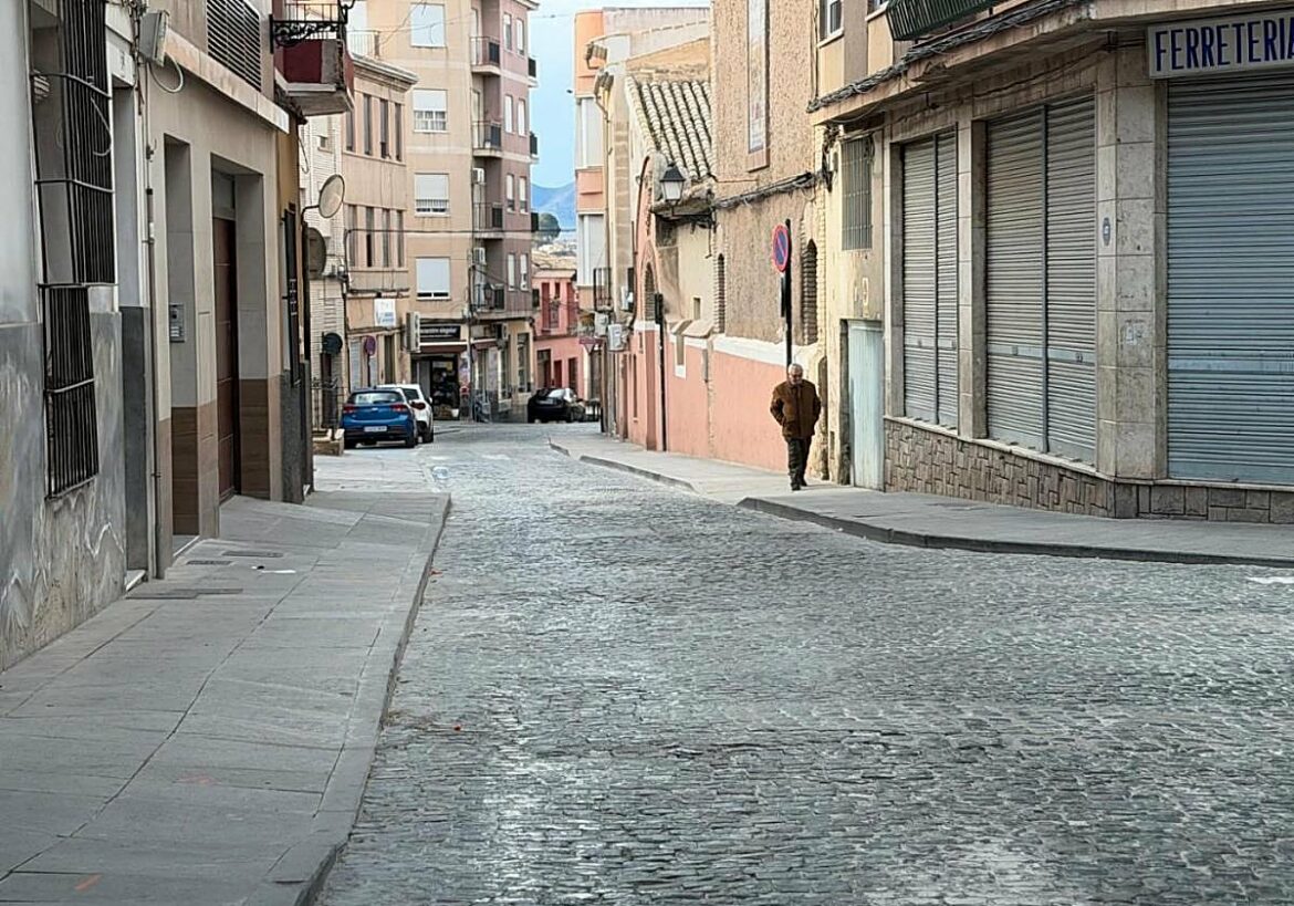 Una subvención permitirá la reparación del pavimento en calles céntricas de Cieza
