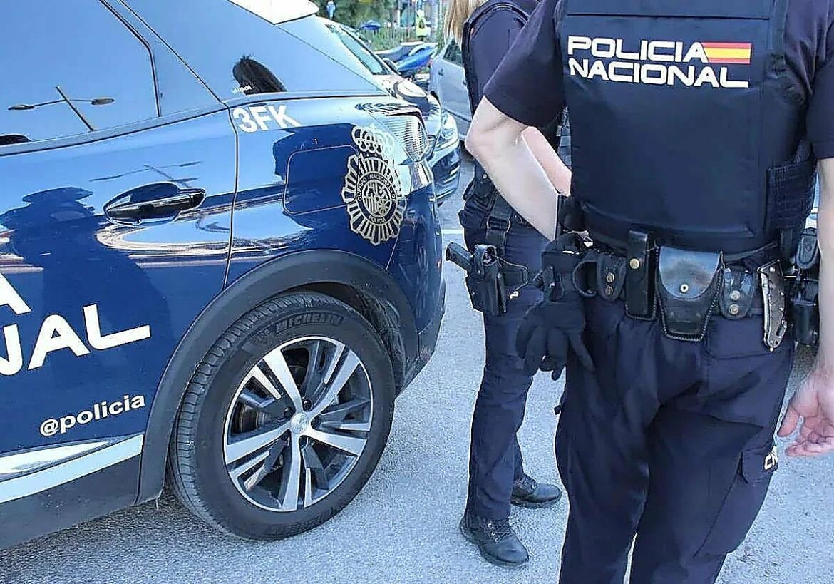 Un hombre mata de 20 puñaladas a su madre y hiere a su padre