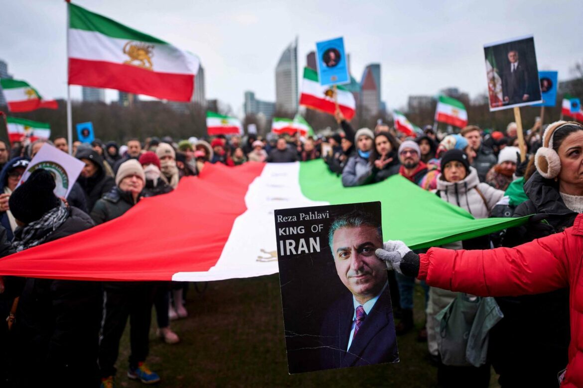El régimen de Irán se blinda con la Guardia Revolucionaria para sofocar el caos