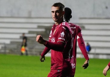 El Real Murcia no frena con los goles de Flakus