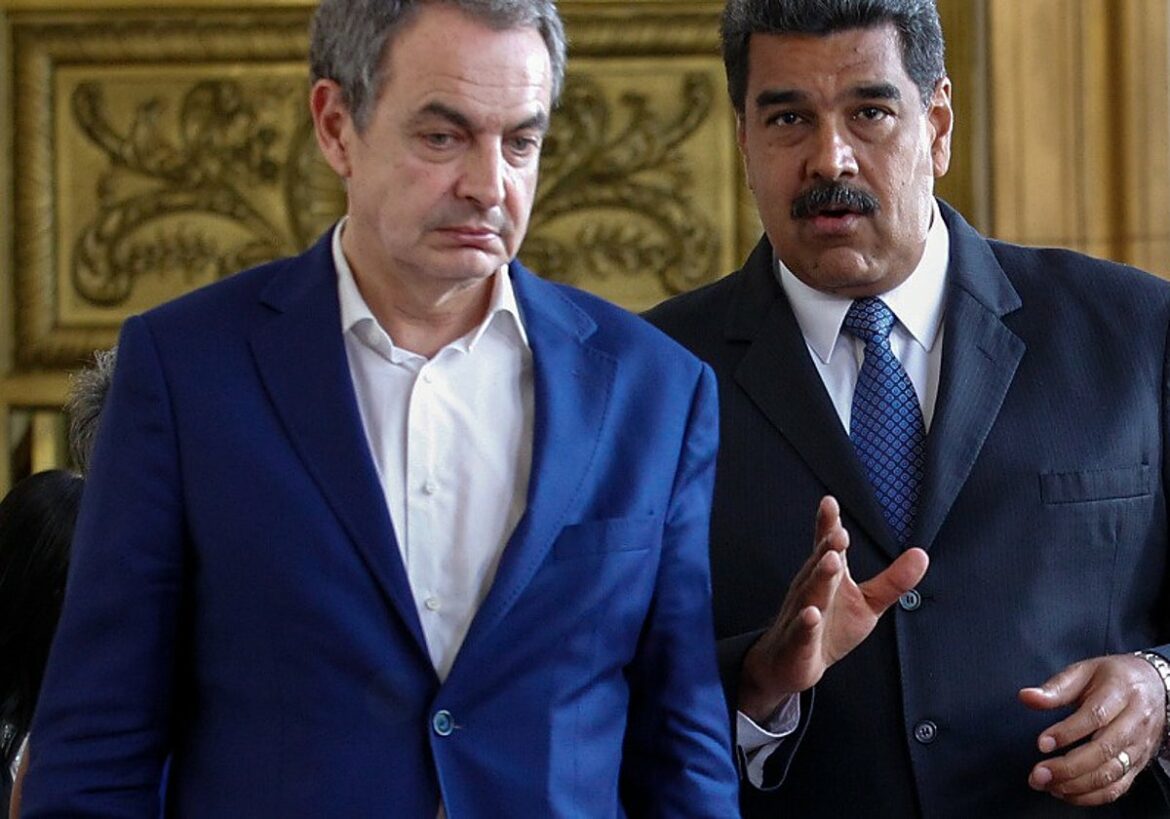 La Audiencia abre diligencias previas para decidir si investiga la colaboración de Zapatero con el régimen de Maduro