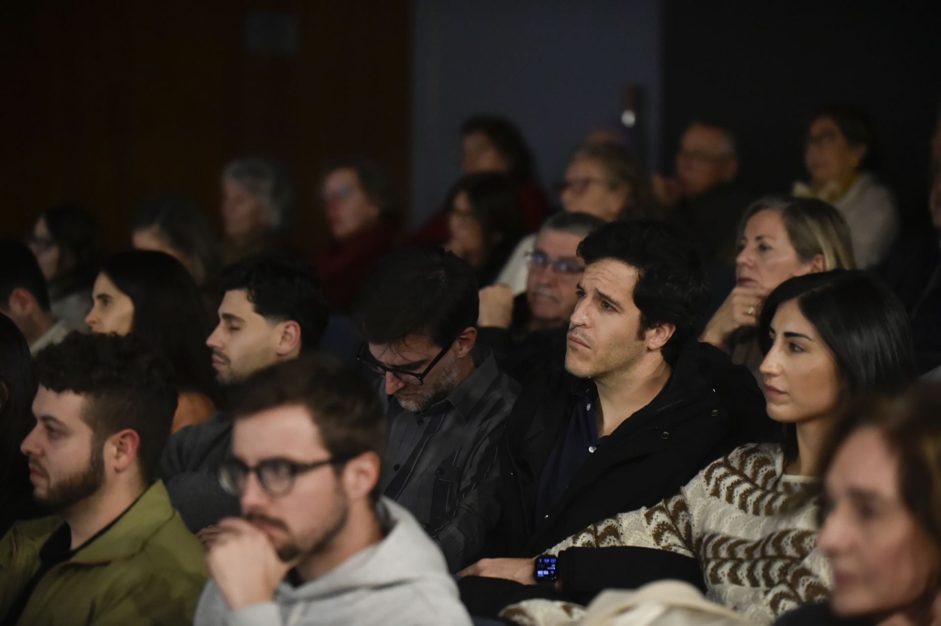 Las imágenes del cirujano José Manuel Rodríguez en el Aula de Cultura de LA VERDAD