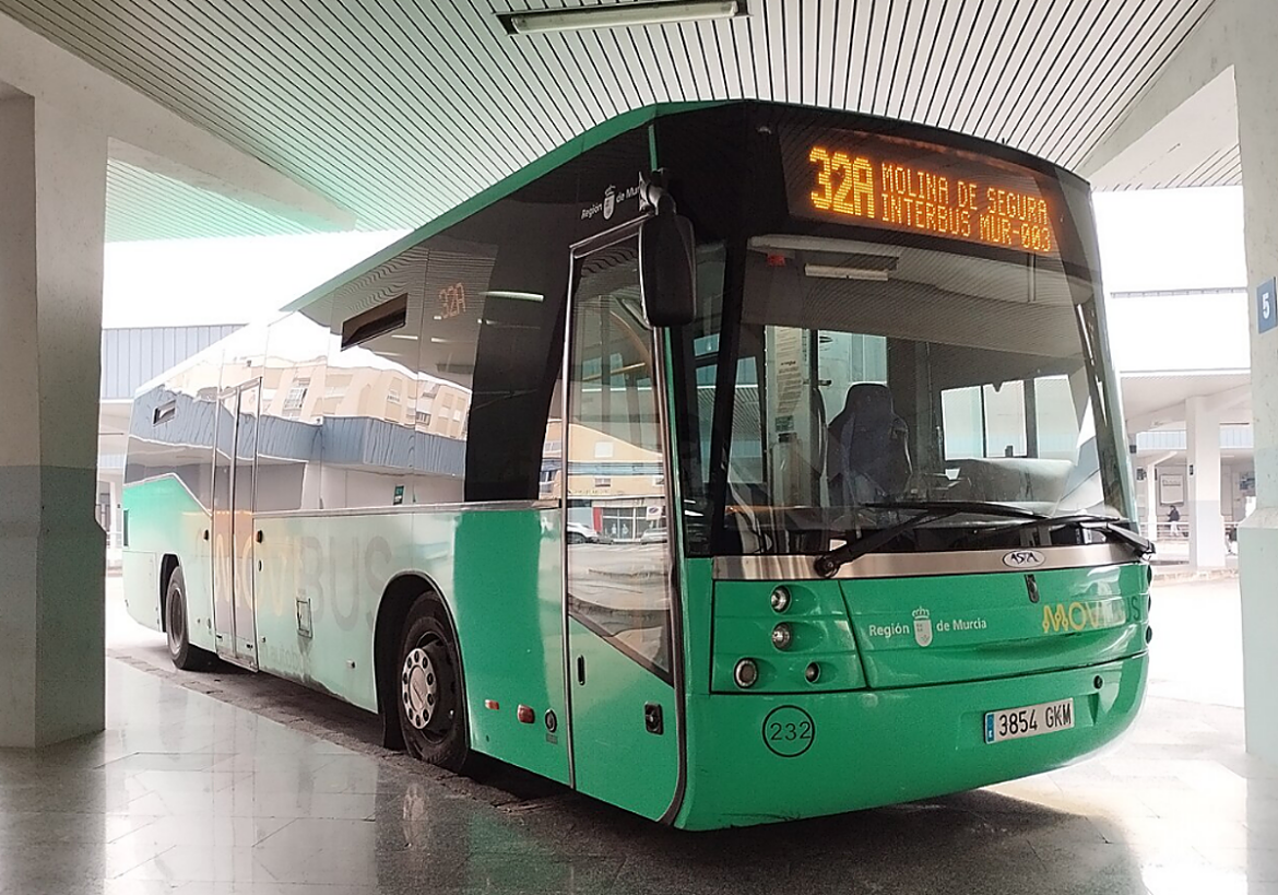 UGT recurre la licitación de la línea de autobús Murcia-Molina de Segura y advierte del «colapso» que puede suponer