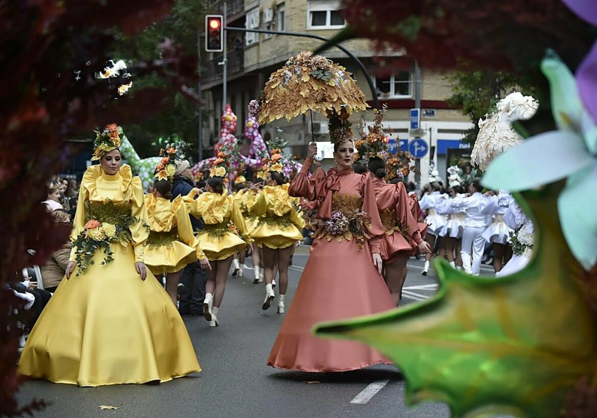 La meteorología da una tregua para la cabalgata de Reyes de Murcia más temprana y ‘salvaje’