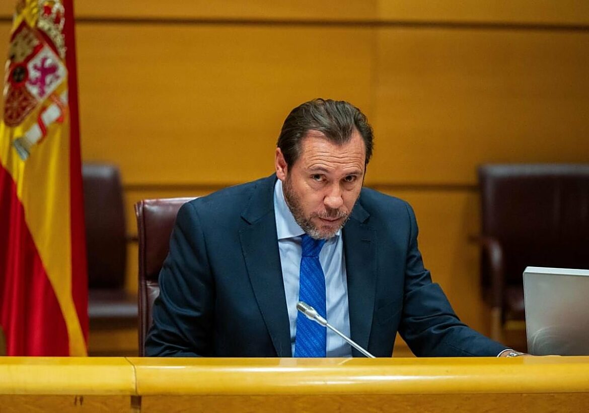 Puente defiende que la línea Madrid-Sevilla recibió una «renovación integral»