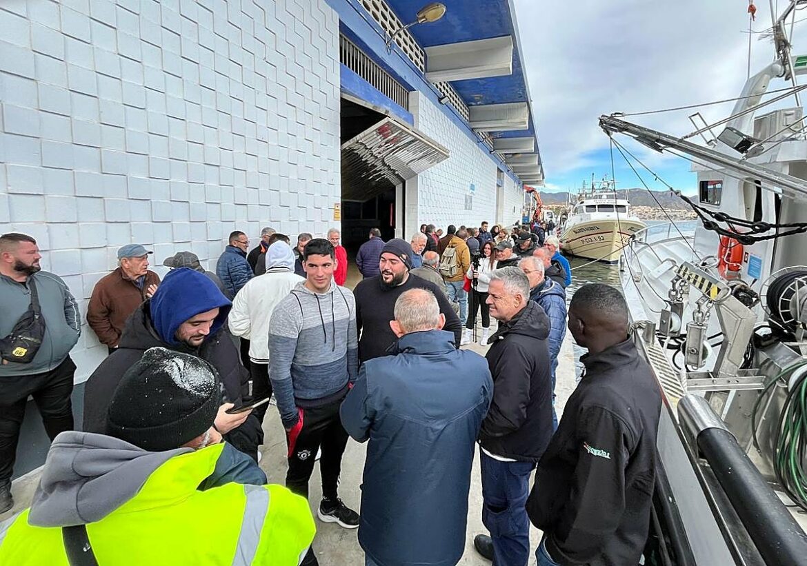 Parón en los puertos y lonjas de la Región por las nuevas reglas para controlar la pesca: «Nos llevan a la ruina»