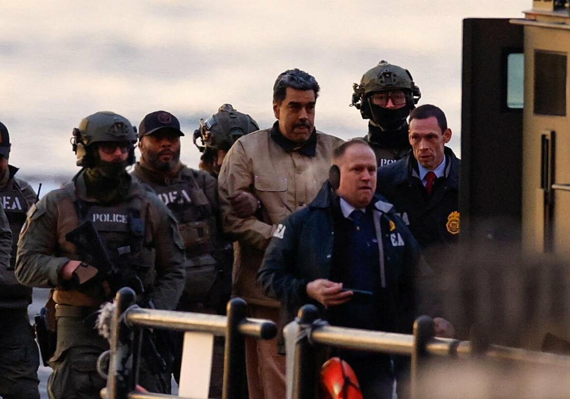 Nicolás Maduro y su esposa, trasladados al juzgado