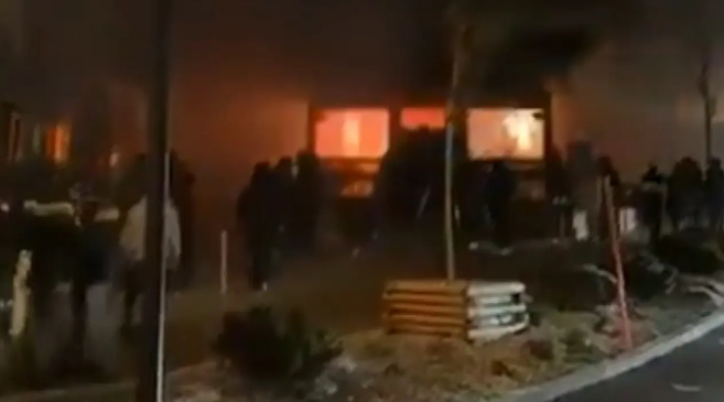 Varias decenas de muertos en un incendio durante las celebraciones de Nochevieja en una estación de esquí suiza
