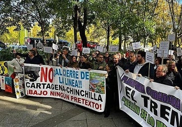 Arroyo acusa al Ministerio de incumplir plazos para reabrir la línea con Albacete