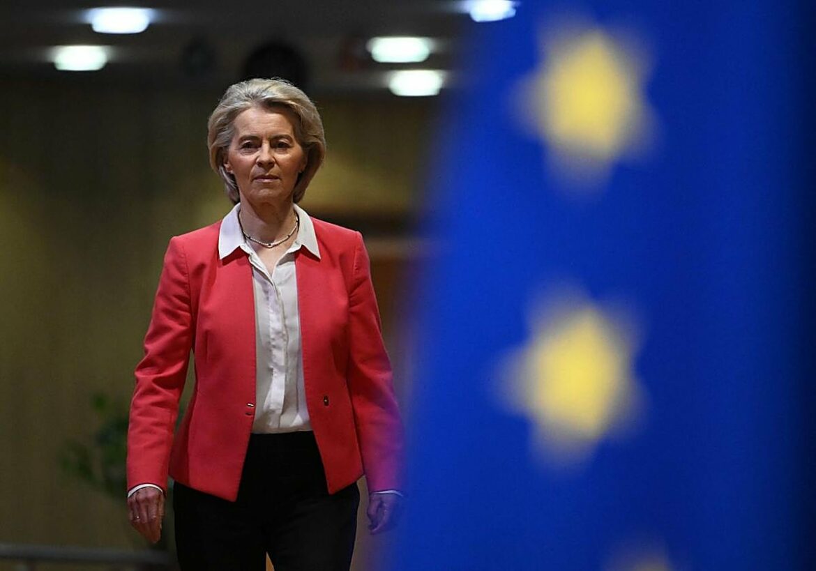 Bruselas condiciona el préstamo a Ucrania a la compra de armas fabricadas en Europa