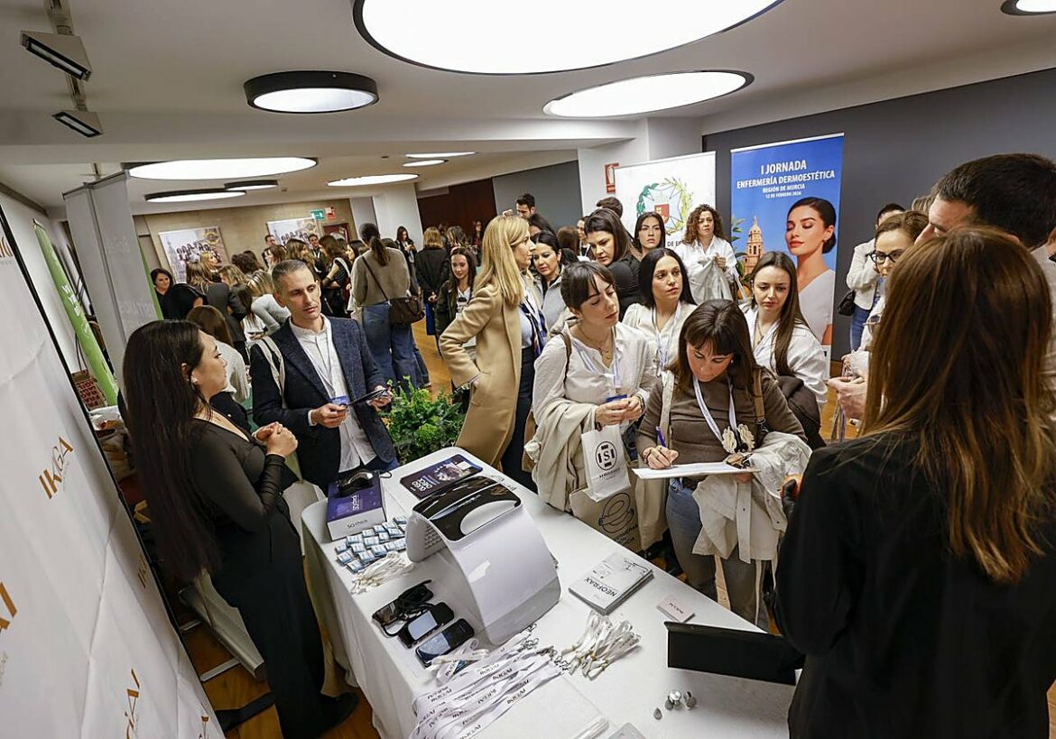 El ‘boom’ de la dermoestética atrae cada vez a más enfermeras en la Región de Murcia
