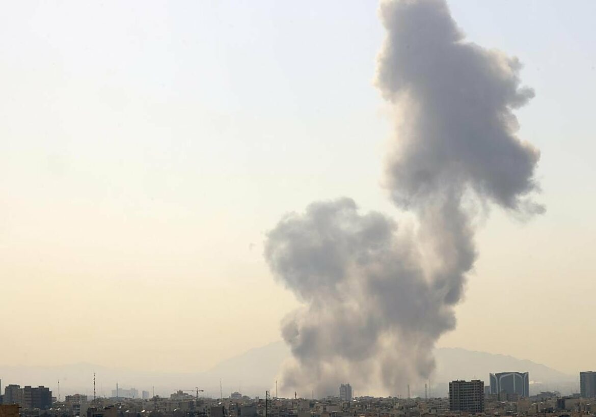 Trump confirma la muerte del Líder Supremo y anuncia que habrá más bombardeos sobre Irán