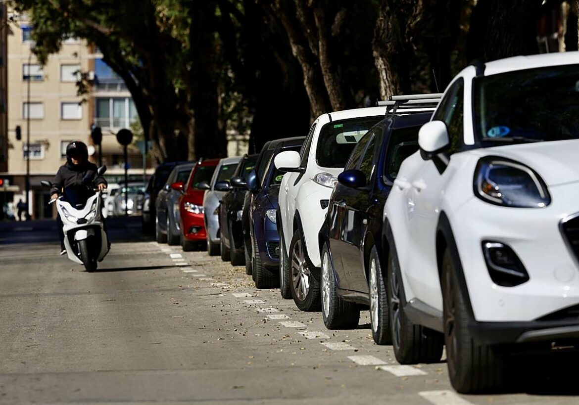 «Esto es un disuasorio»: La Junta del Infante apremia a la llegada de la ORA mientras el Ayuntamiento de Murcia se lo piensa