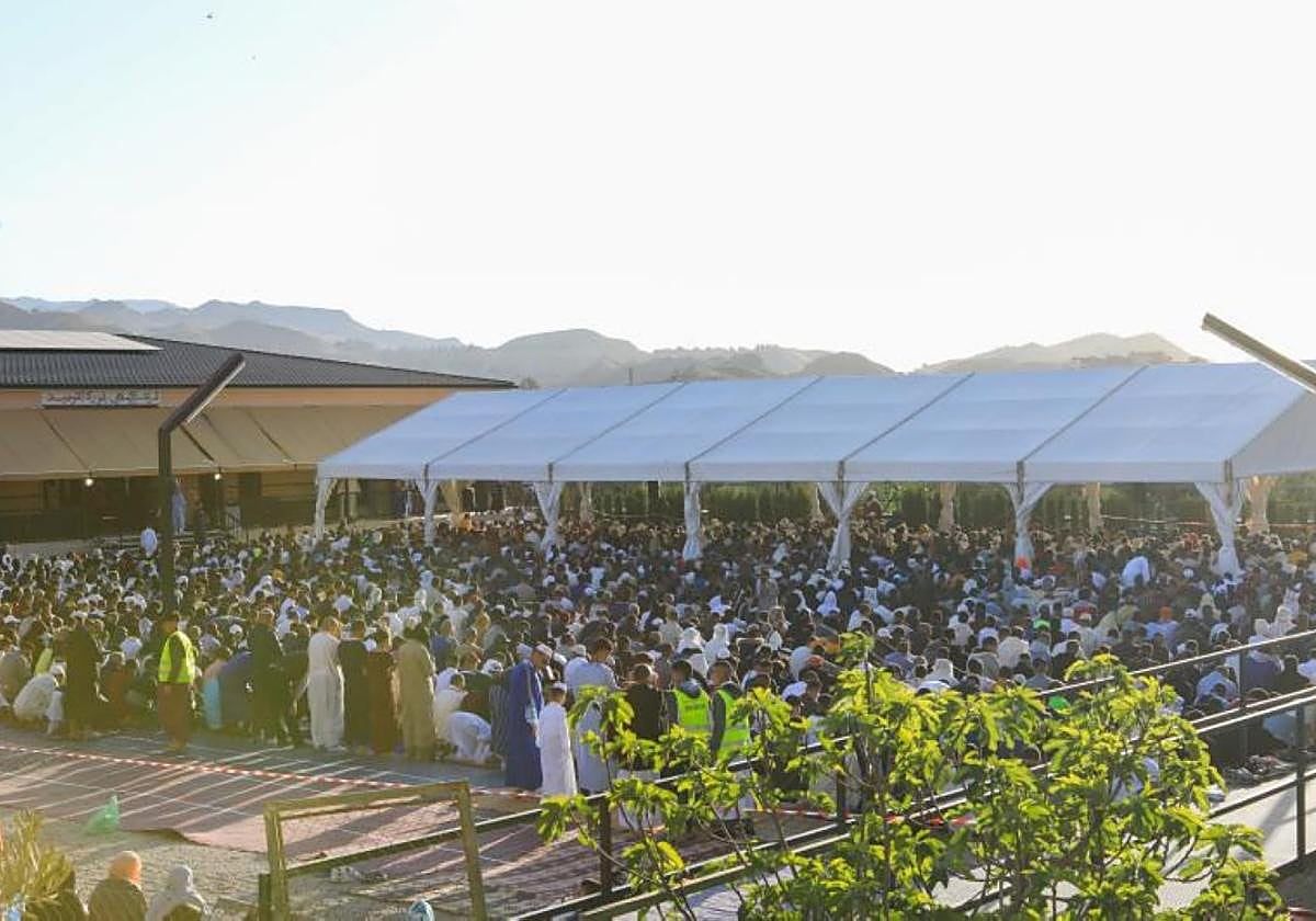 Fiesta del fin del Ramadán con cientos de musulmanes en el centro islámico Tawhid, en una imagen de archivo.
