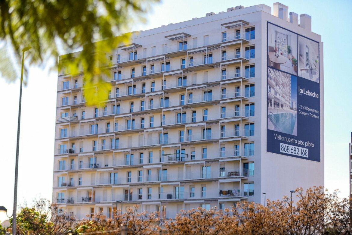 Vuelven los precios de la burbuja a la Región de Murcia: las hipotecas superan de nuevo los 100.000 euros de media