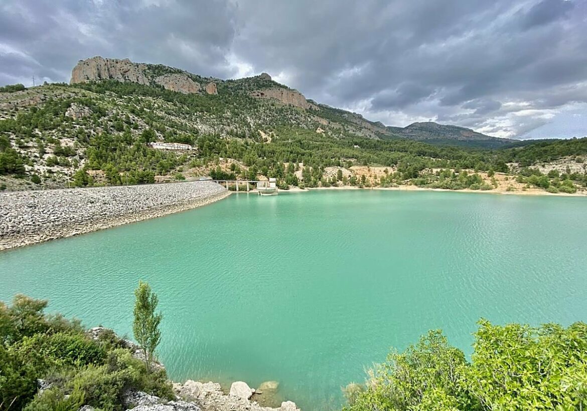 Las lluvias apuntalan las reservas a los municipios que solo beben del Taibilla