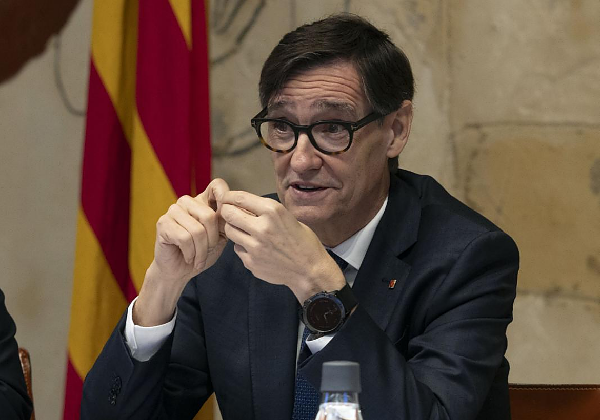 Illa introduce el catalán como requisito obligatorio para obtener la residencia en Cataluña