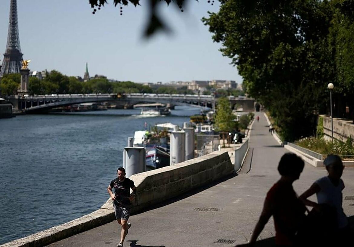 El terrorífico caso del funcionario francés que drogó con diuréticos a 248 mujeres para verlas orinar