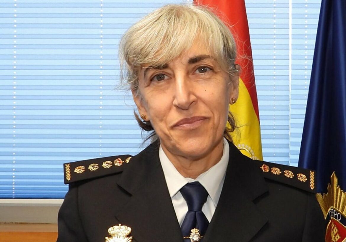El director de la Policía nombra como DAO interina a una mujer para tratar de calmar a una cúpula en ‘shock’