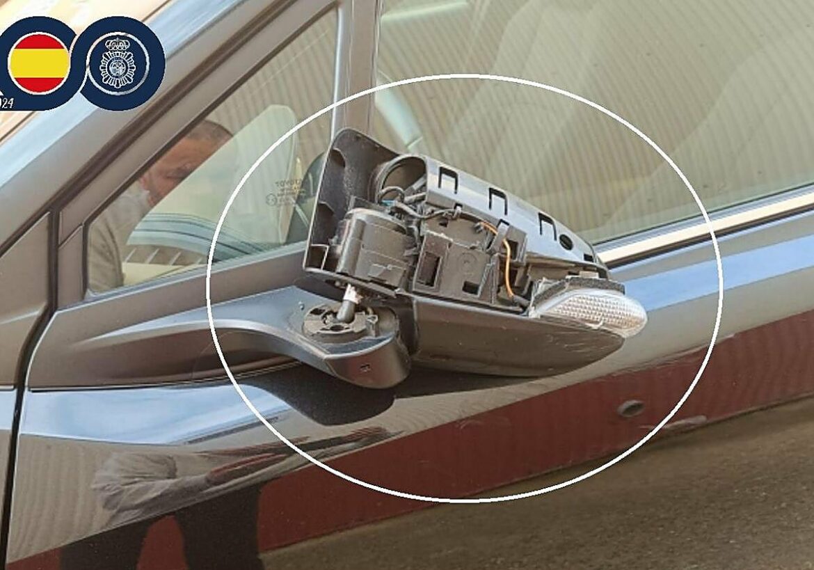 Cinco menores arrestados en Yecla por provocar daños valorados en más de 5.000 euros en vehículos