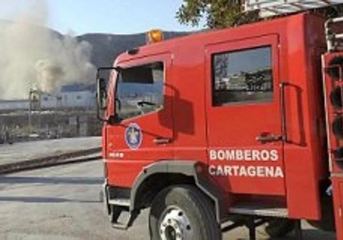 Un accidente múltiple deja un kilómetro de retenciones en la A-30 a su paso por Cartagena