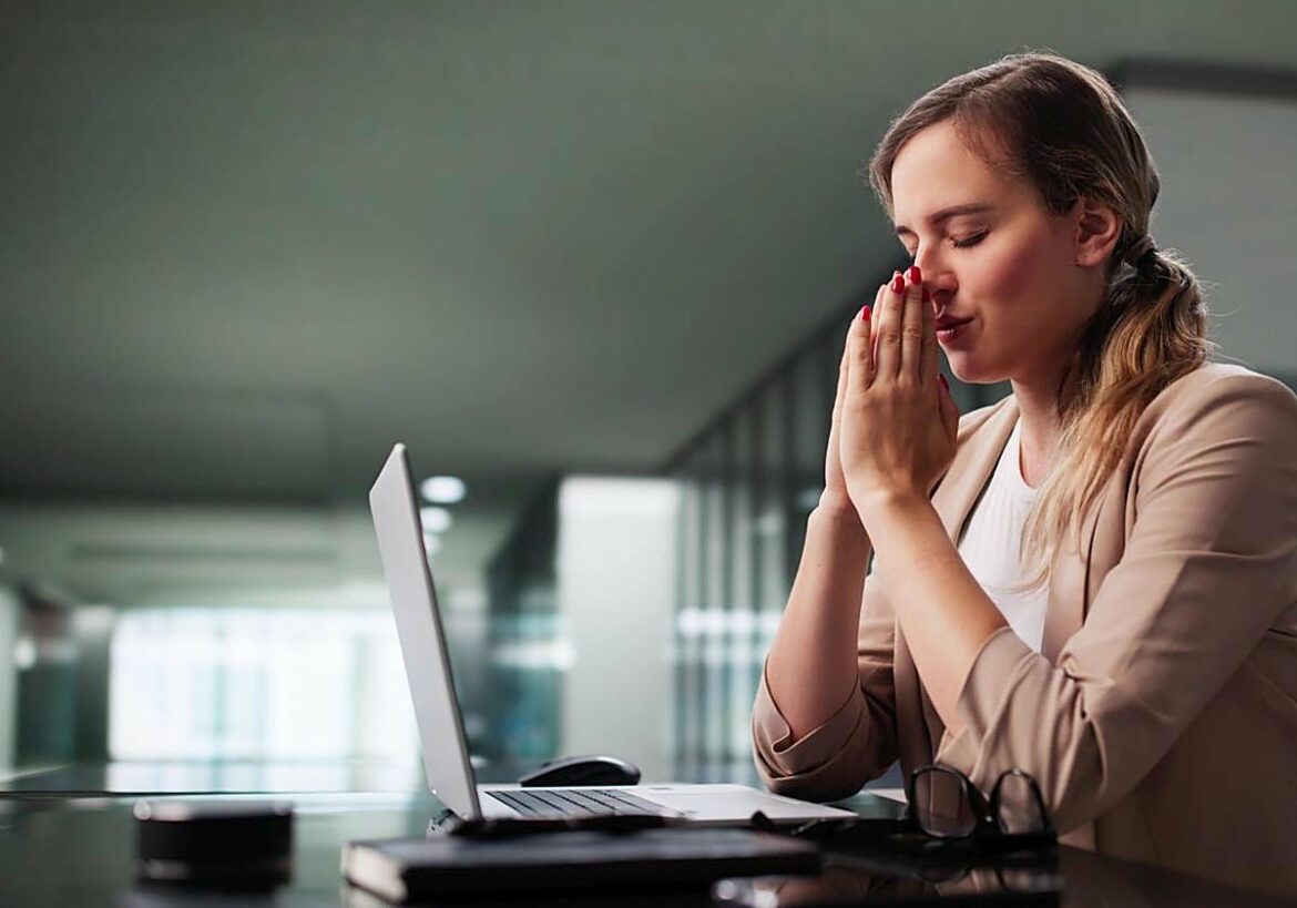 Así puedes encontrar un nuevo trabajo sin que tu jefe actual se entere