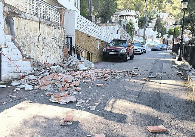 Daños en las fachadas de edificios en Yecla.