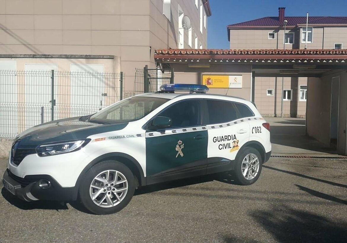 Un hombre mata a puñaladas a su expareja en Pontevedra