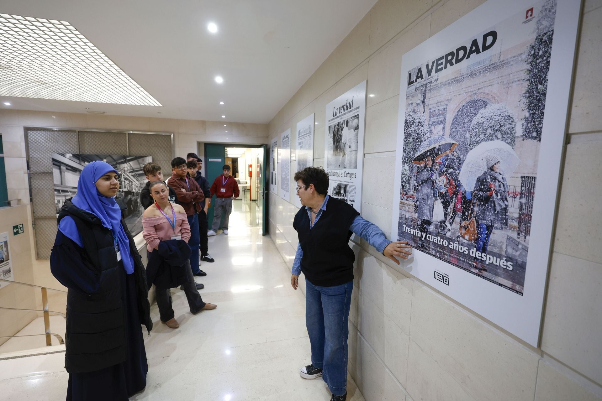 La visita del centro Xstart Formación a LA VERDAD, en imágenes