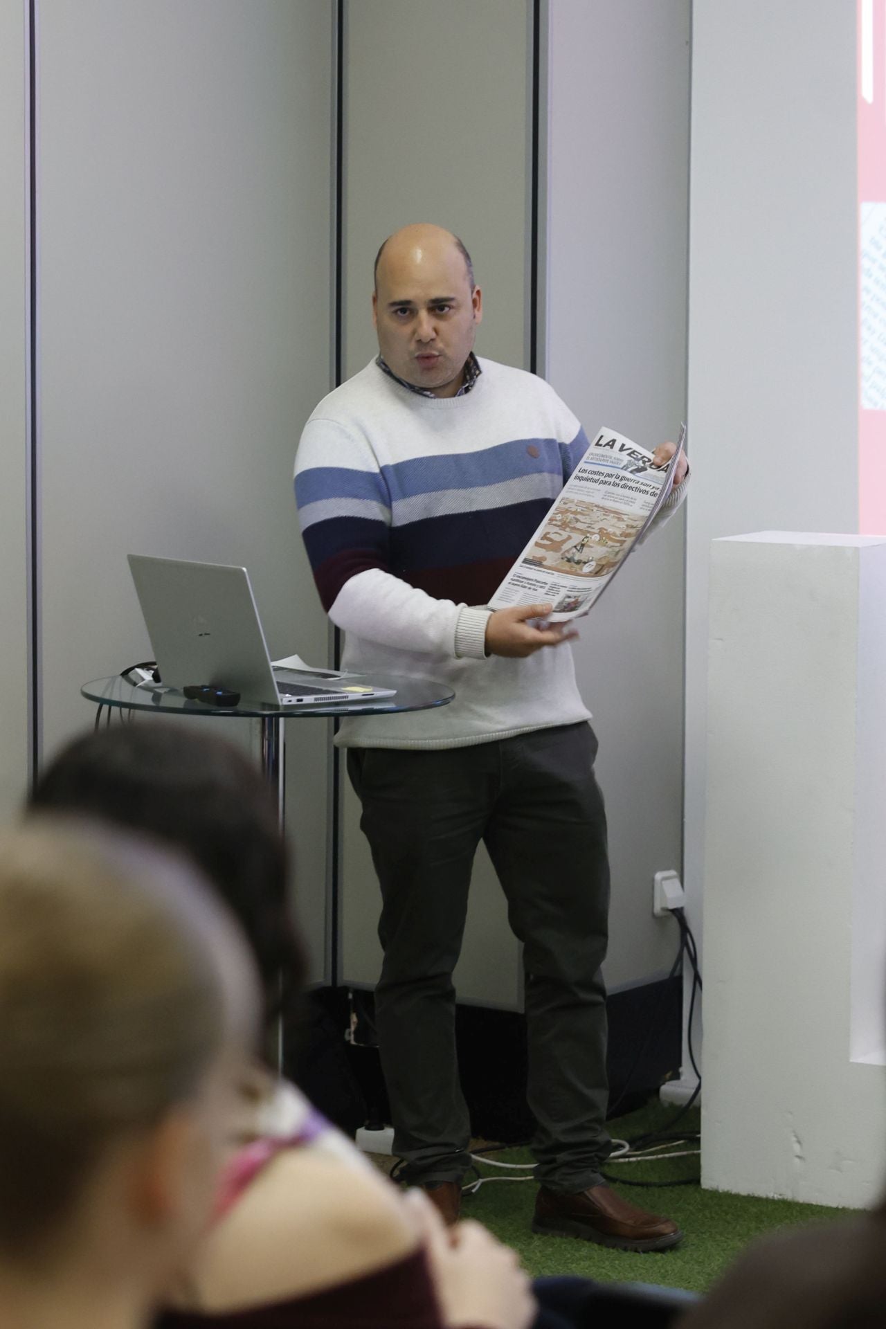 La visita del centro Xstart Formación a LA VERDAD, en imágenes