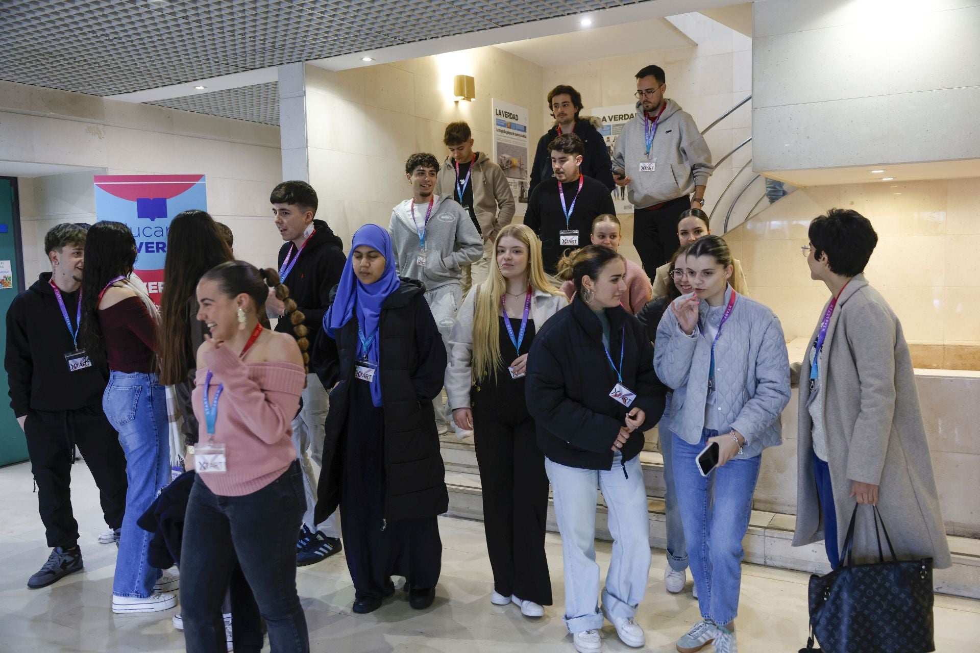 La visita del centro Xstart Formación a LA VERDAD, en imágenes