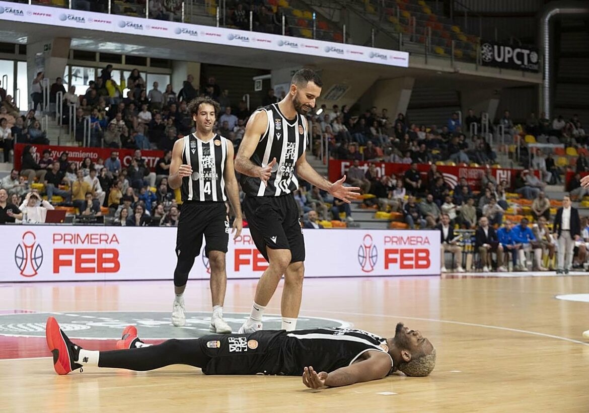 El Caesa Cartagena se agarra a un hilo de esperanza