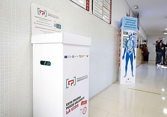 Menos de la mitad de los murcianos de entre 50 y 69 años participan en el cribado de cáncer de colon