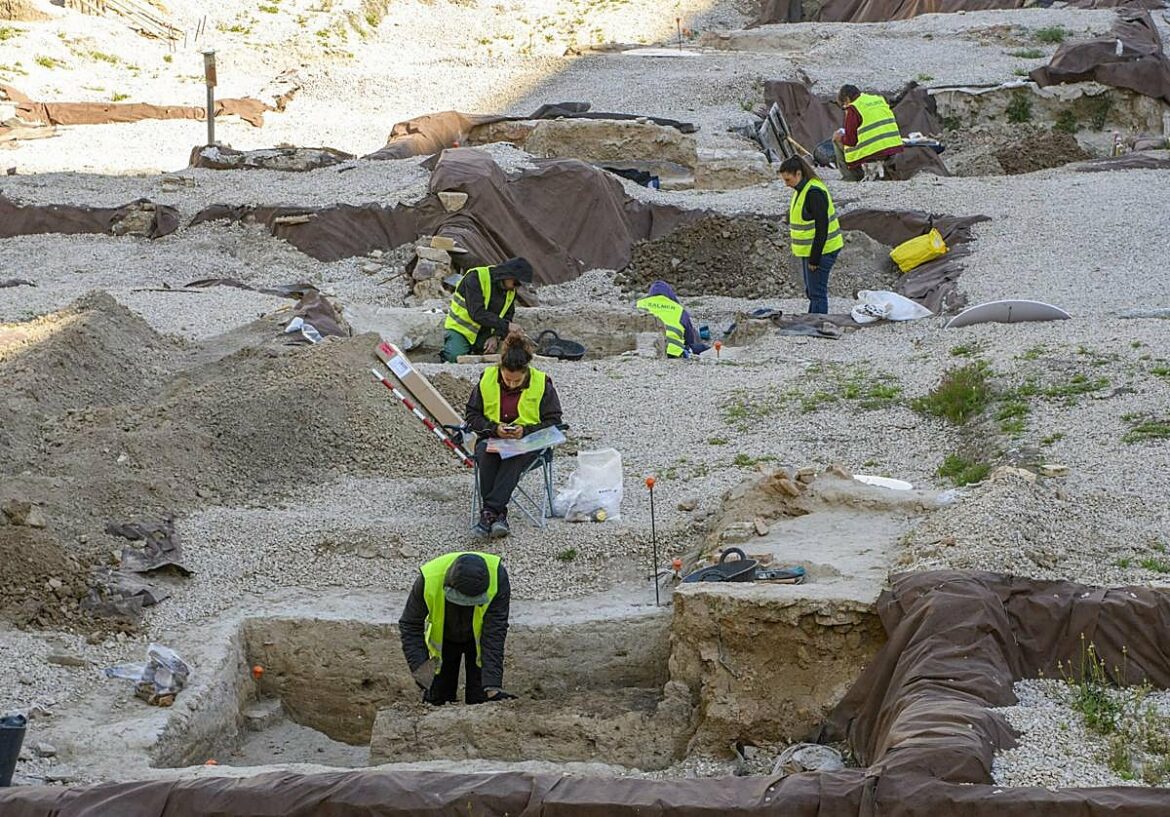 Los sondeos en el yacimiento de San Esteban arrojan detalles de la vida cotidiana en la Murcia medieval
