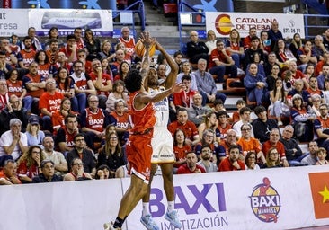 El UCAM sale vencedor de un ‘thriller’ en Manresa y sigue mirando a lo más alto