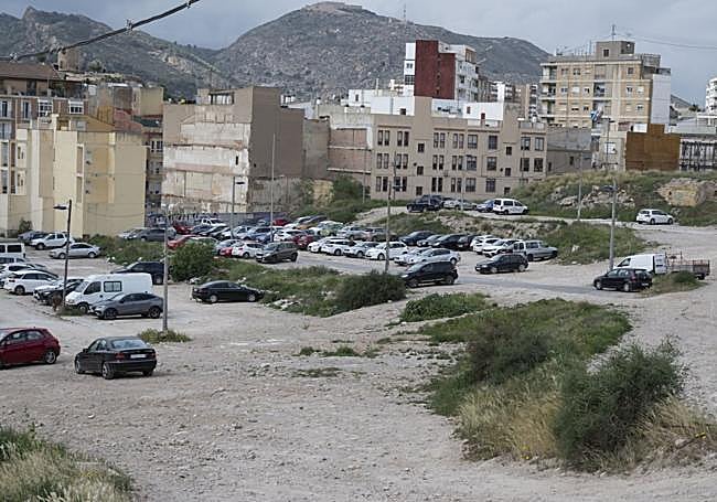 Vista panorámica de los suelos que intervendrá el Ayuntamiento.