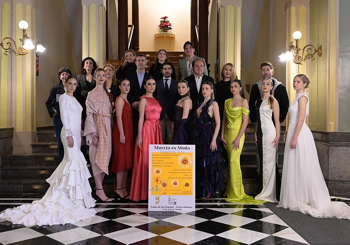 Presentación del encuentro 'Murcia es moda', ayer, en el Teatro Romea.