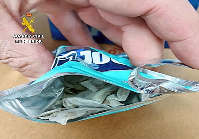 Incautan por primera vez en la Región cerca de mil bolsas de tabaco procedente de India