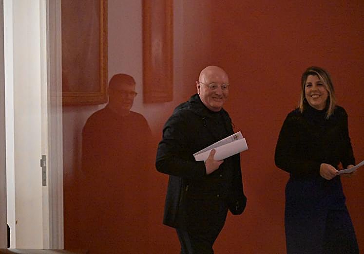 Noelia Arroyo saca a Diego Salinas de la vicealcaldía de Cartagena y nombra en su lugar a Gonzalo López Pretel