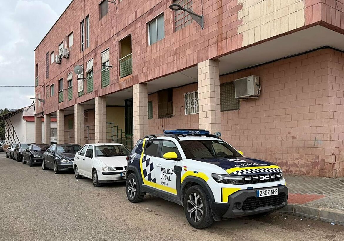 Herida con una escopeta de perdigones al ir a comprar droga en Abarán