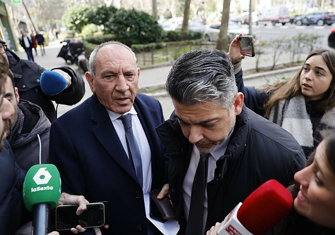 El juez niega a la querellante del exDAO que los audios solo se consulten en el juzgado