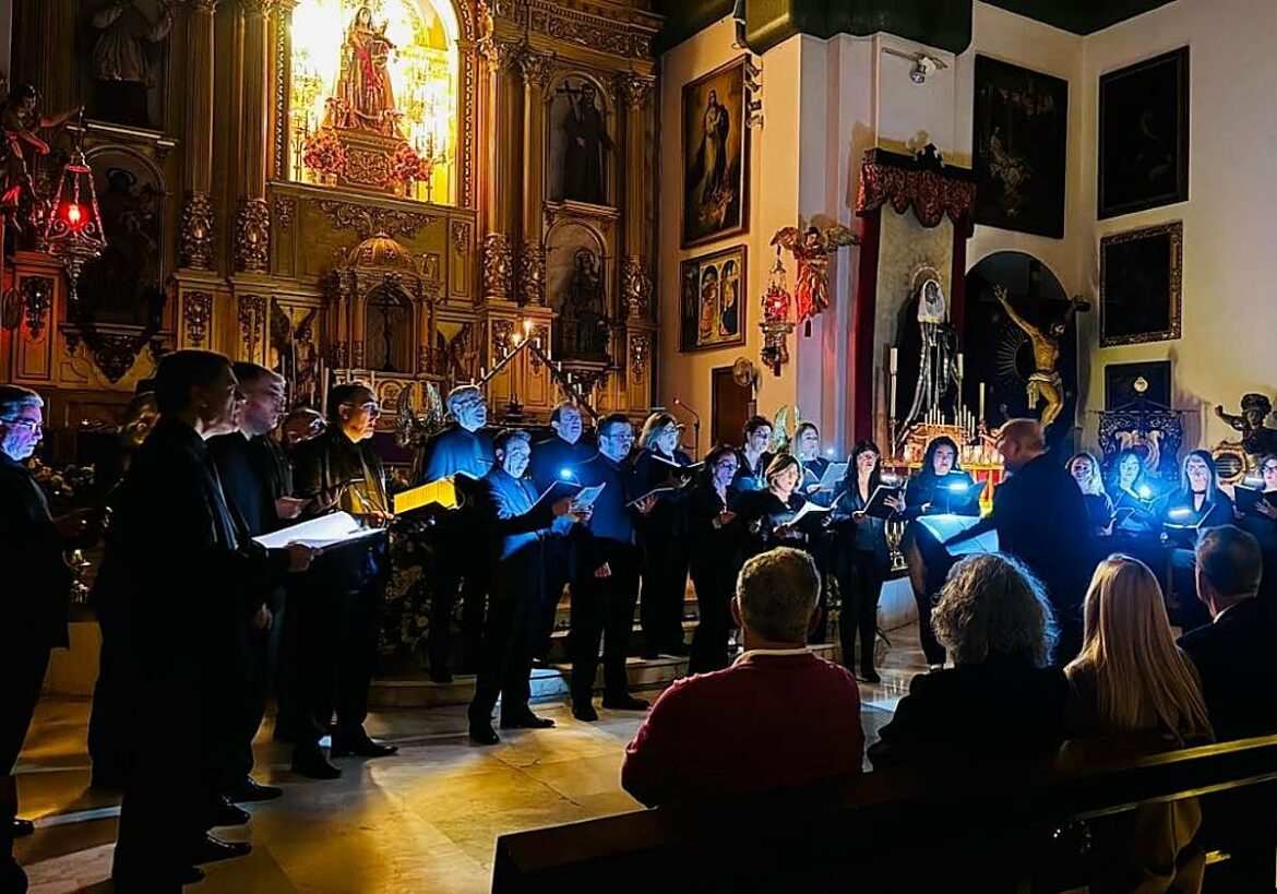 La Cofradía Marraja recupera el antiguo Oficio de Tinieblas con un concierto