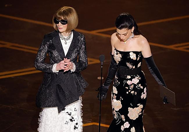 Anna Wintour y Anne Hathaway.
