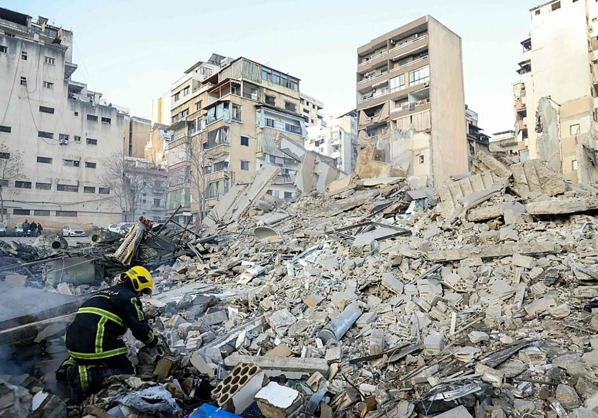 Irán ataca Tel Aviv como represalia por el asesinato de su jefe de seguridad