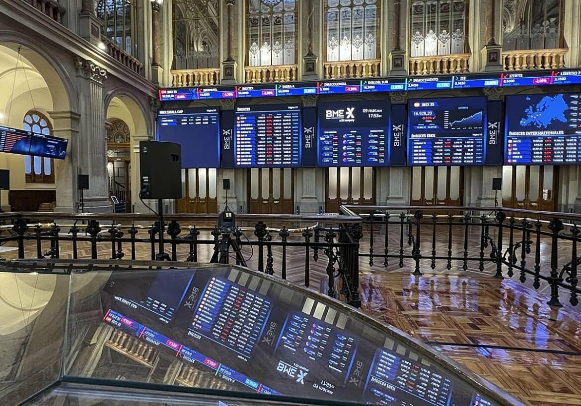 Las Bolsas extreman la cautela a la espera de los bancos centrales